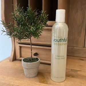 Youthful Essence by Susan Lucci Cleansing Facial Wash 10 oz New